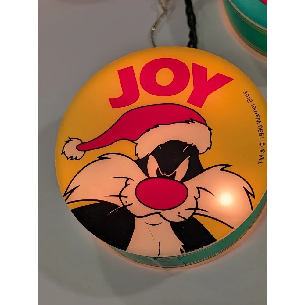 Vintage RARE Warner Bros Looney Tunes String Lights Ribbon Spool Design